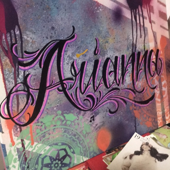 Custom one of a kind oil/spray paint on canvas - Picture 11 of 16